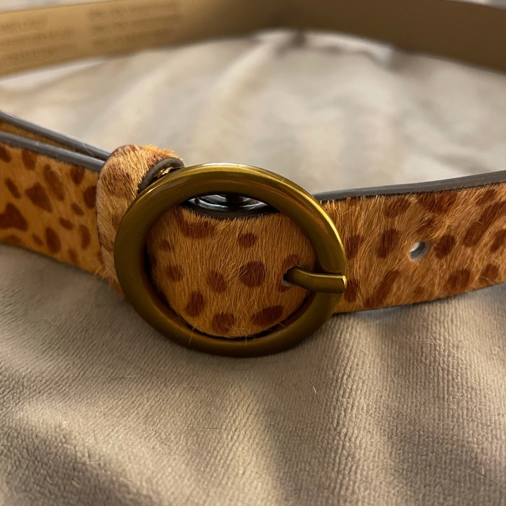 Urban Outfitters textured belt